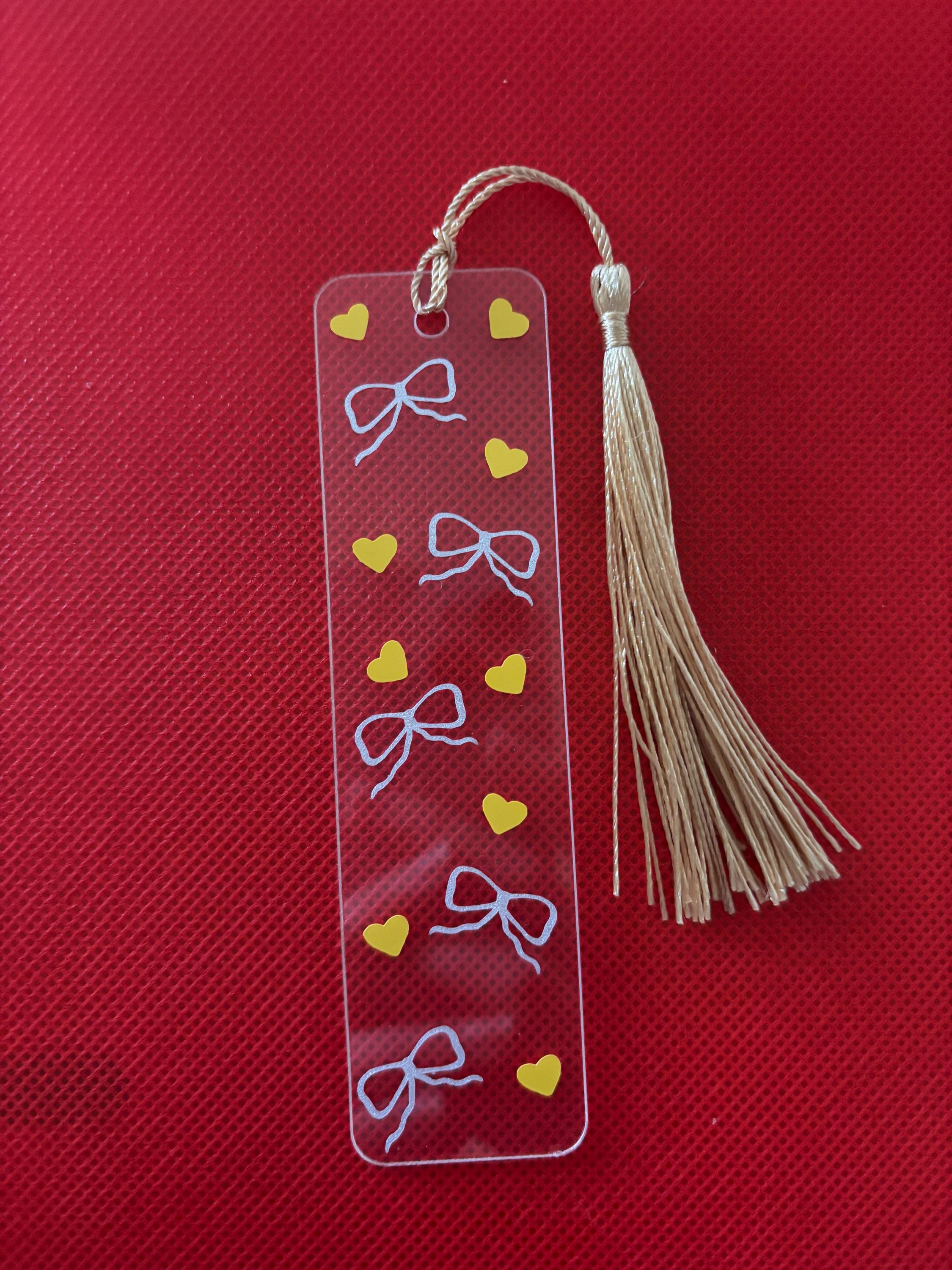 Acrylic Bookmark with Tassel, Vinyl Page Holder for Readers